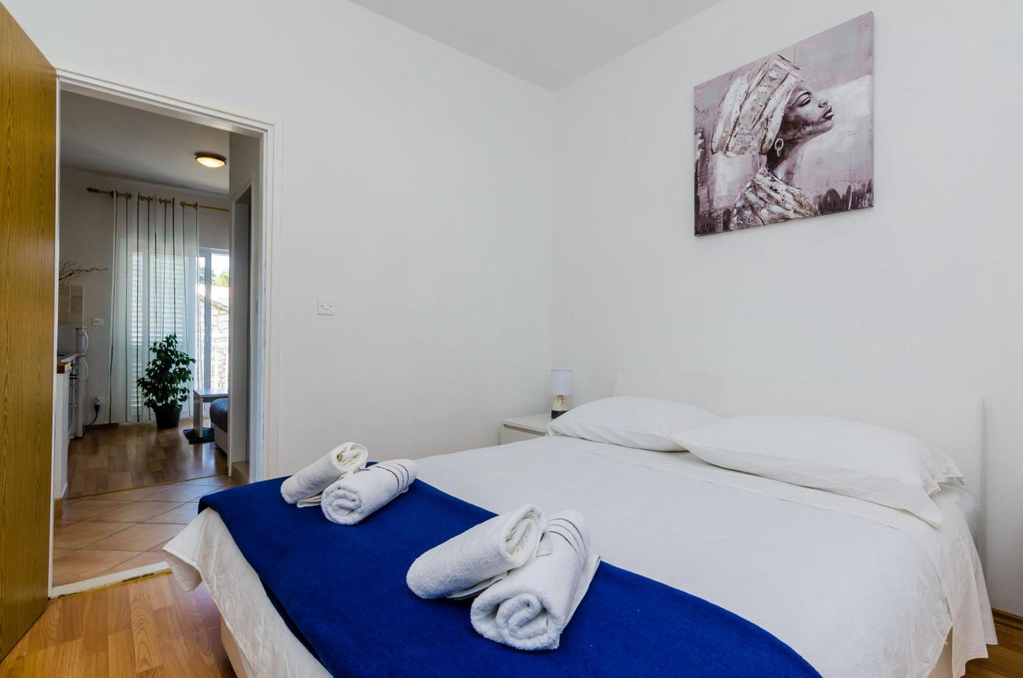 Apartments Lorena Mljet Pomena Εξωτερικό φωτογραφία