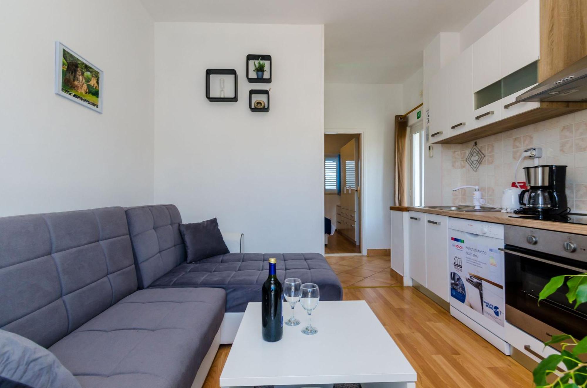 Apartments Lorena Mljet Pomena Εξωτερικό φωτογραφία