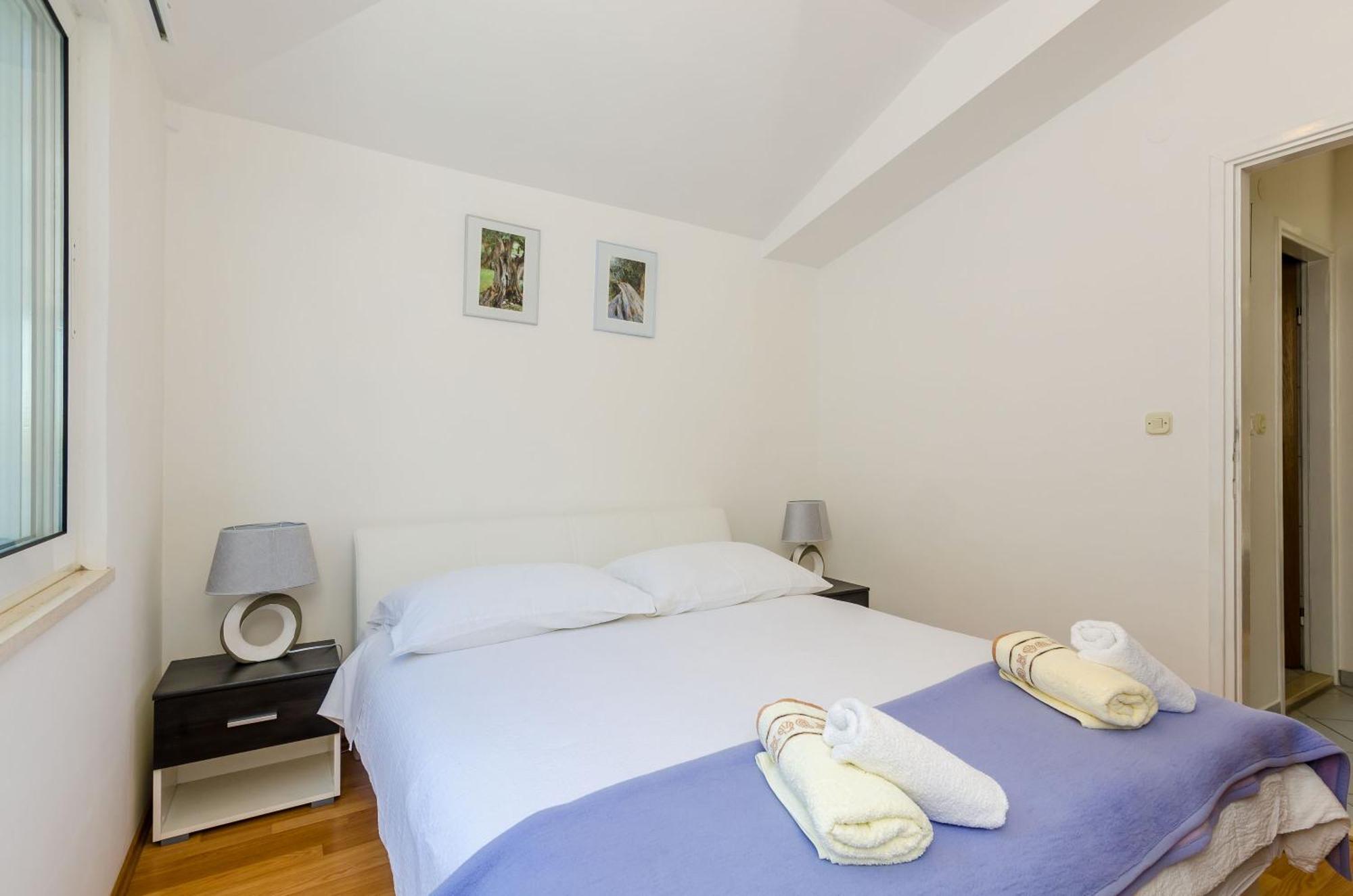 Apartments Lorena Mljet Pomena Εξωτερικό φωτογραφία