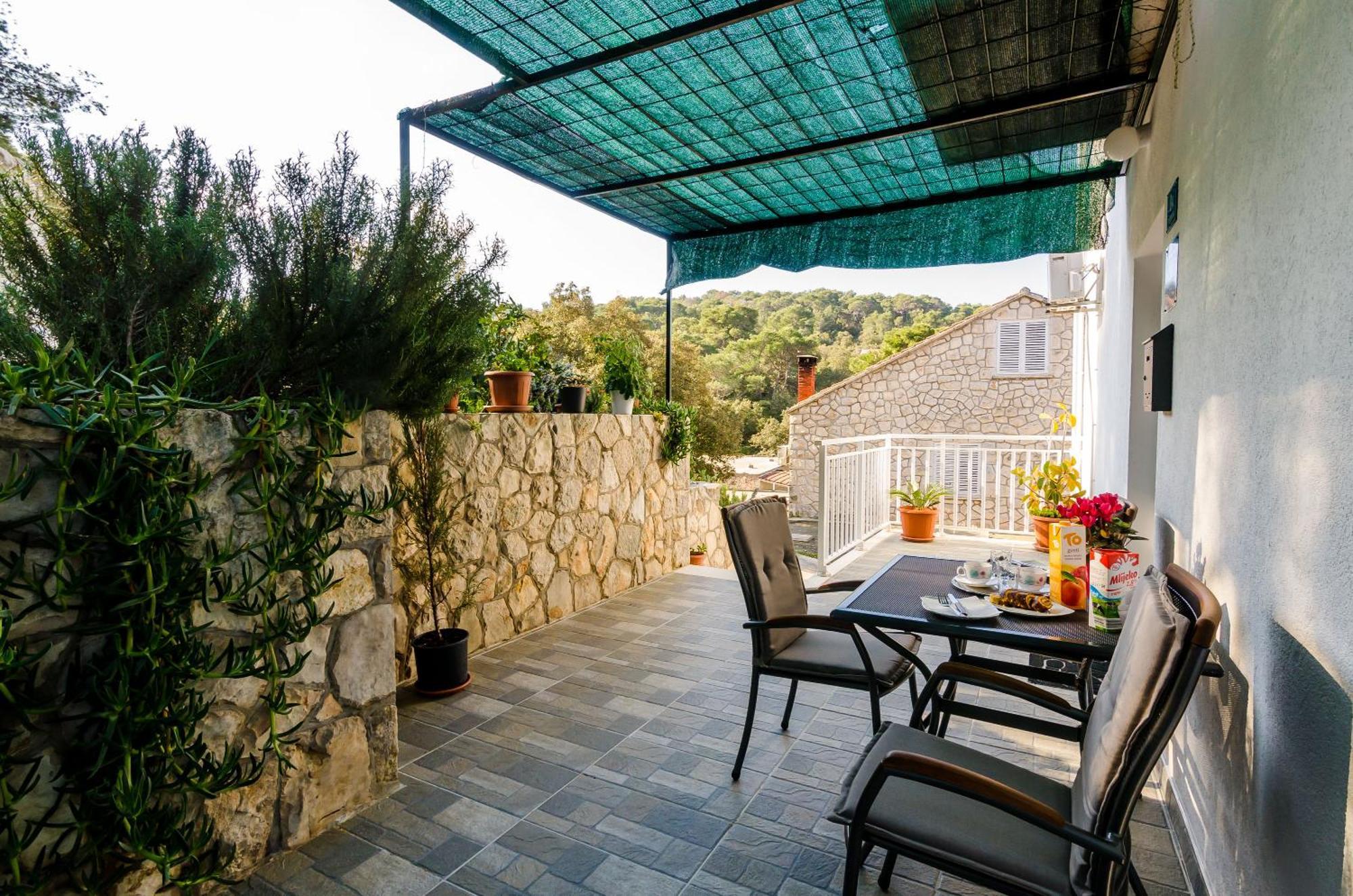 Apartments Lorena Mljet Pomena Εξωτερικό φωτογραφία