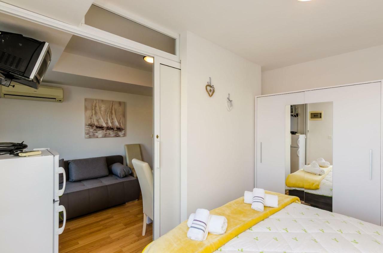 Apartments Lorena Mljet Pomena Εξωτερικό φωτογραφία