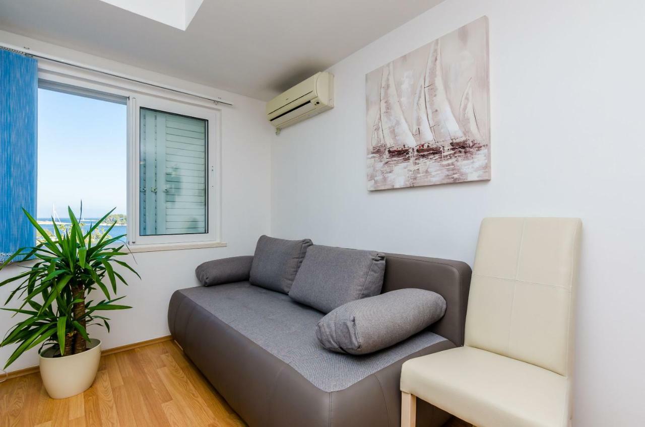 Apartments Lorena Mljet Pomena Εξωτερικό φωτογραφία